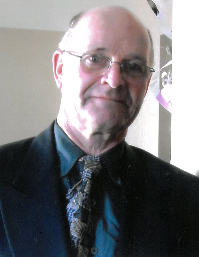 Obituary of Richard James Lindsay Thompson | Welcome to Hendren Fun...